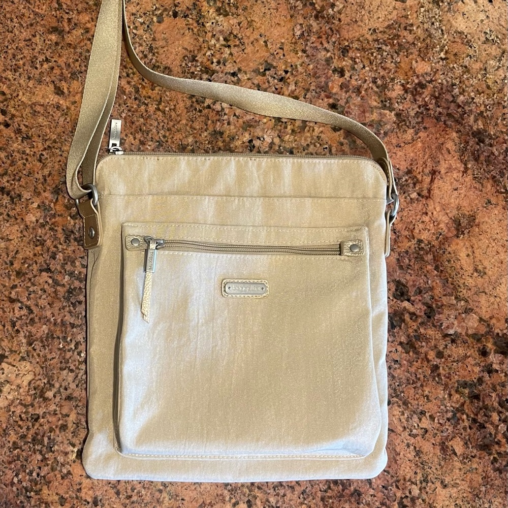Baggallini Crossbody Bag - Champagne color